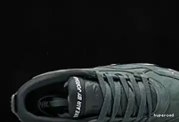 Hyperoad x Air” Air 4 Sylvester RM “Bike Nigel Jordan RM 0617